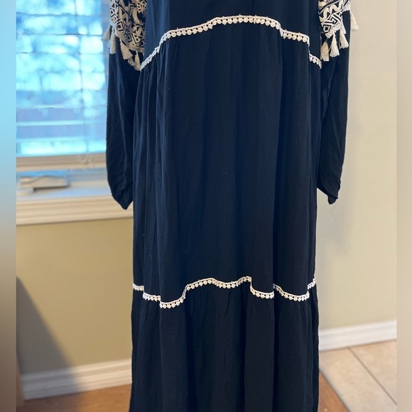 [XL] Kaktus Black Viscose Embossed Print Mini Tassels WMN Maxi Dress - Picture 4 of 15